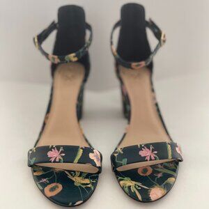 Vince Camuto Block Heel Sandal - Floral Beah HI sandal - Excellent Condition